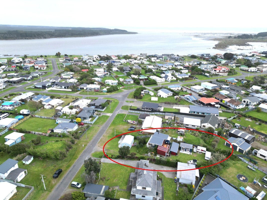 7 Chaffey Street, Foxton Beach, Foxton - Carousel 2