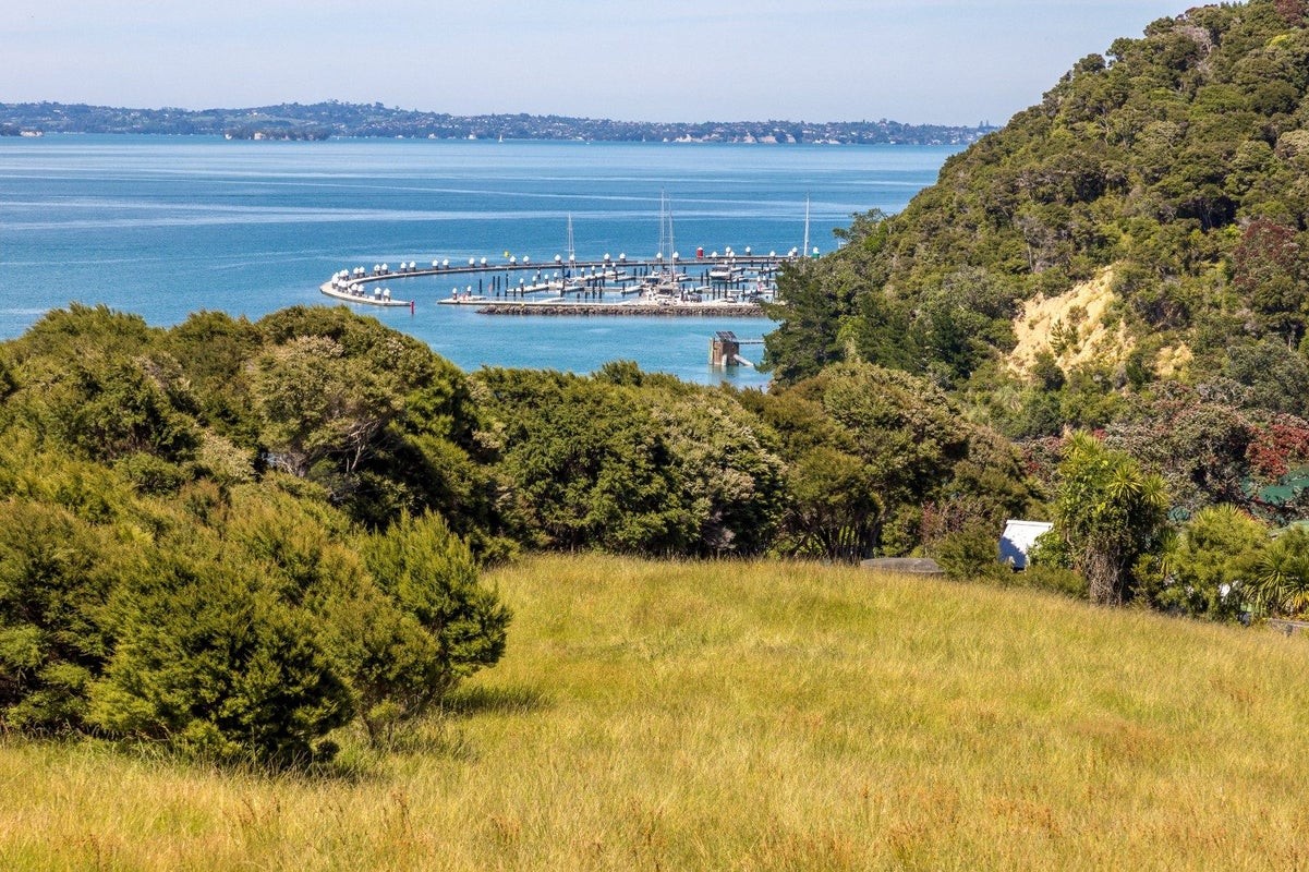 32A Donald Bruce Road, Surfdale, Waiheke Island - Carousel 1