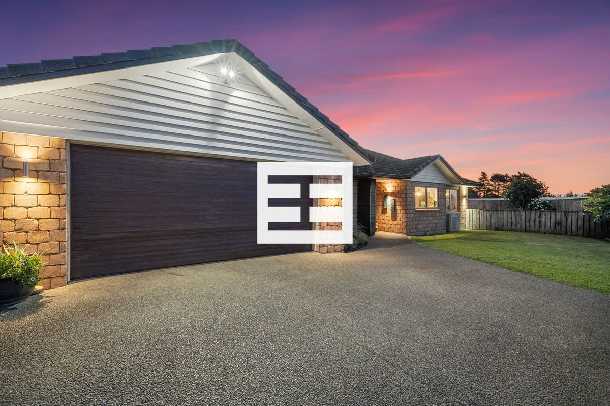 33 Woodleigh Place, Ohauiti, Tauranga - Carousel 1