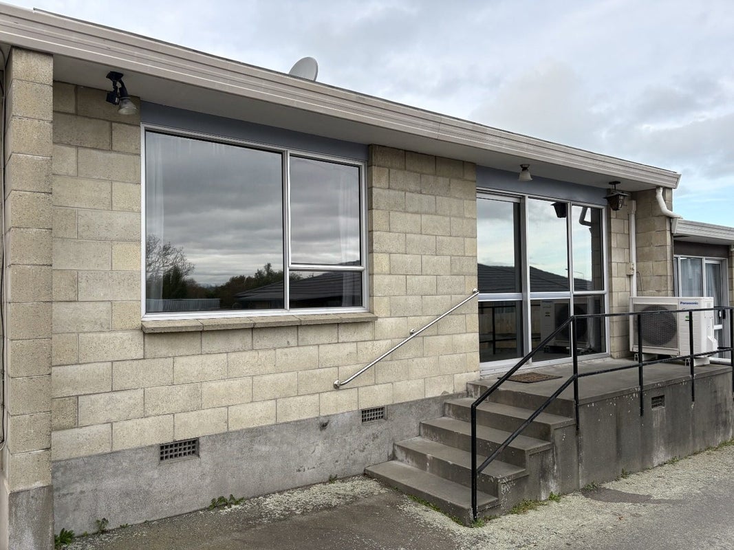 6/7 College Road, Parkside, Timaru - Carousel 1