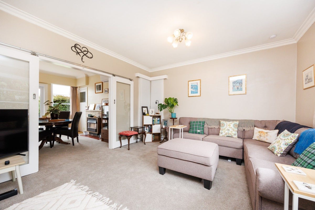 9 Parata Street, Hokowhitu, Palmerston North - Carousel 2