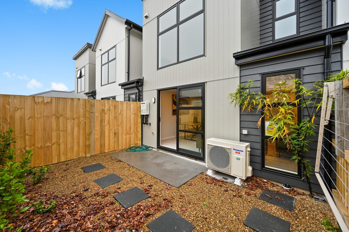 7/76 Hukanui Road, Chartwell, Hamilton - Carousel 5