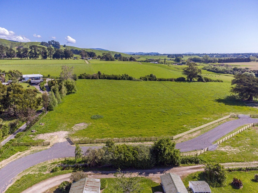 291 Wallace Road, Koputaroa, Levin - Carousel 2