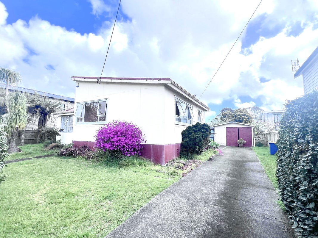 13 Arney Road, Ranui, Auckland - Carousel 2