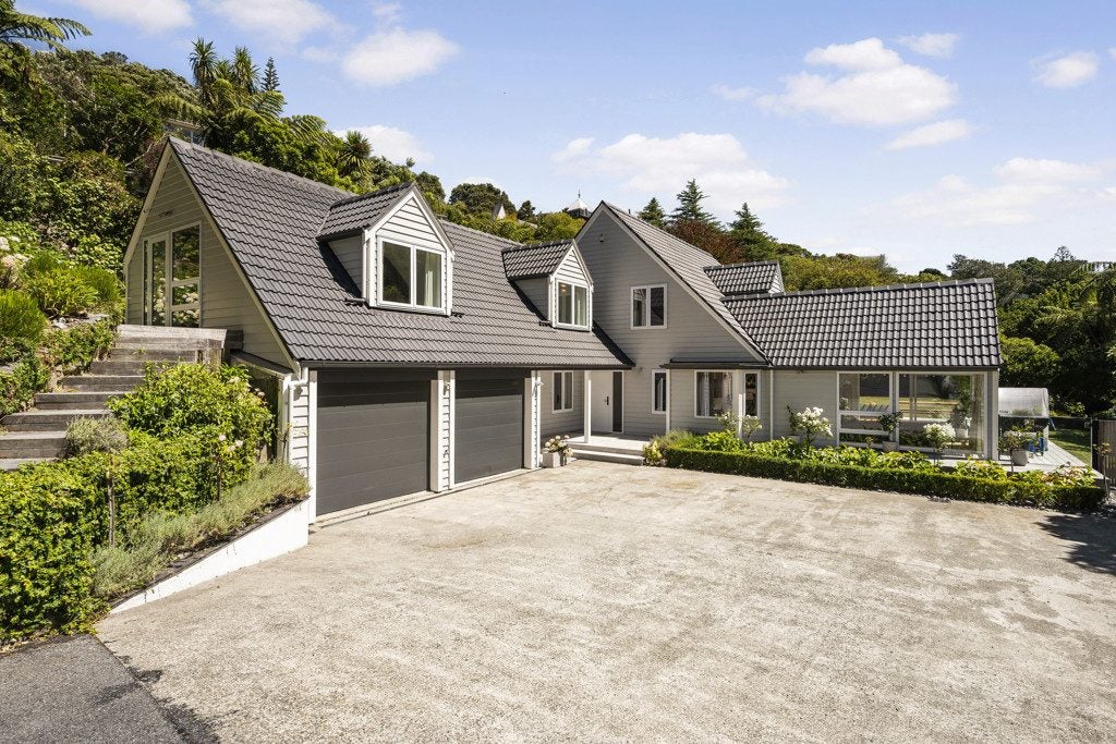 7 Mathieson Avenue, Khandallah, Wellington - Carousel 2