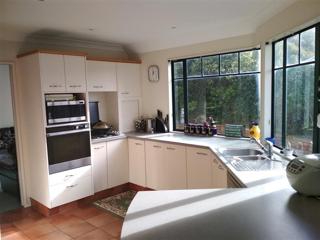 20 Derry Hill, Churton Park, Wellington - Carousel 2