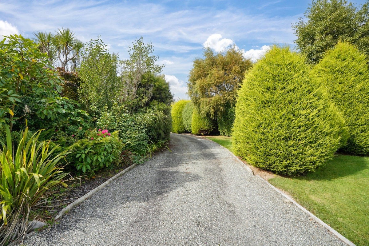 25 Spence Avenue, Otatara - Carousel 33