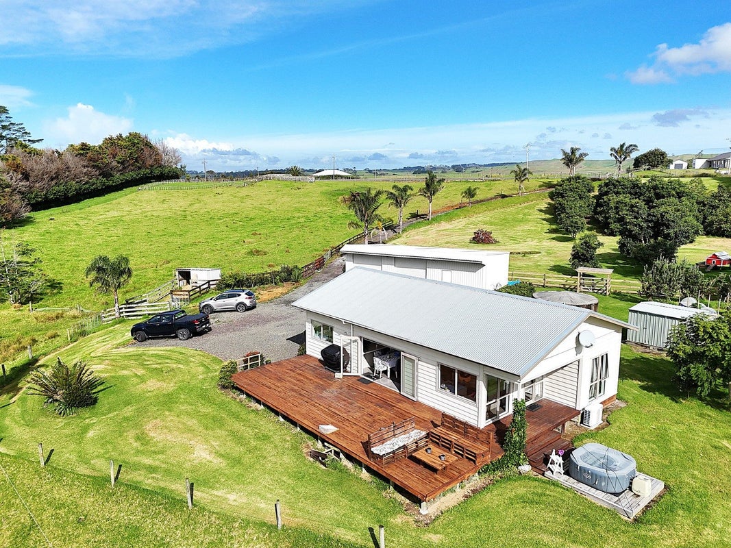 3203 Pouto Road, Te Kopuru - Carousel 1