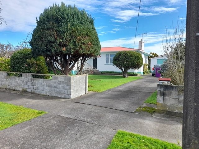 70 Fairs Road, Milson, Palmerston North - Carousel 2
