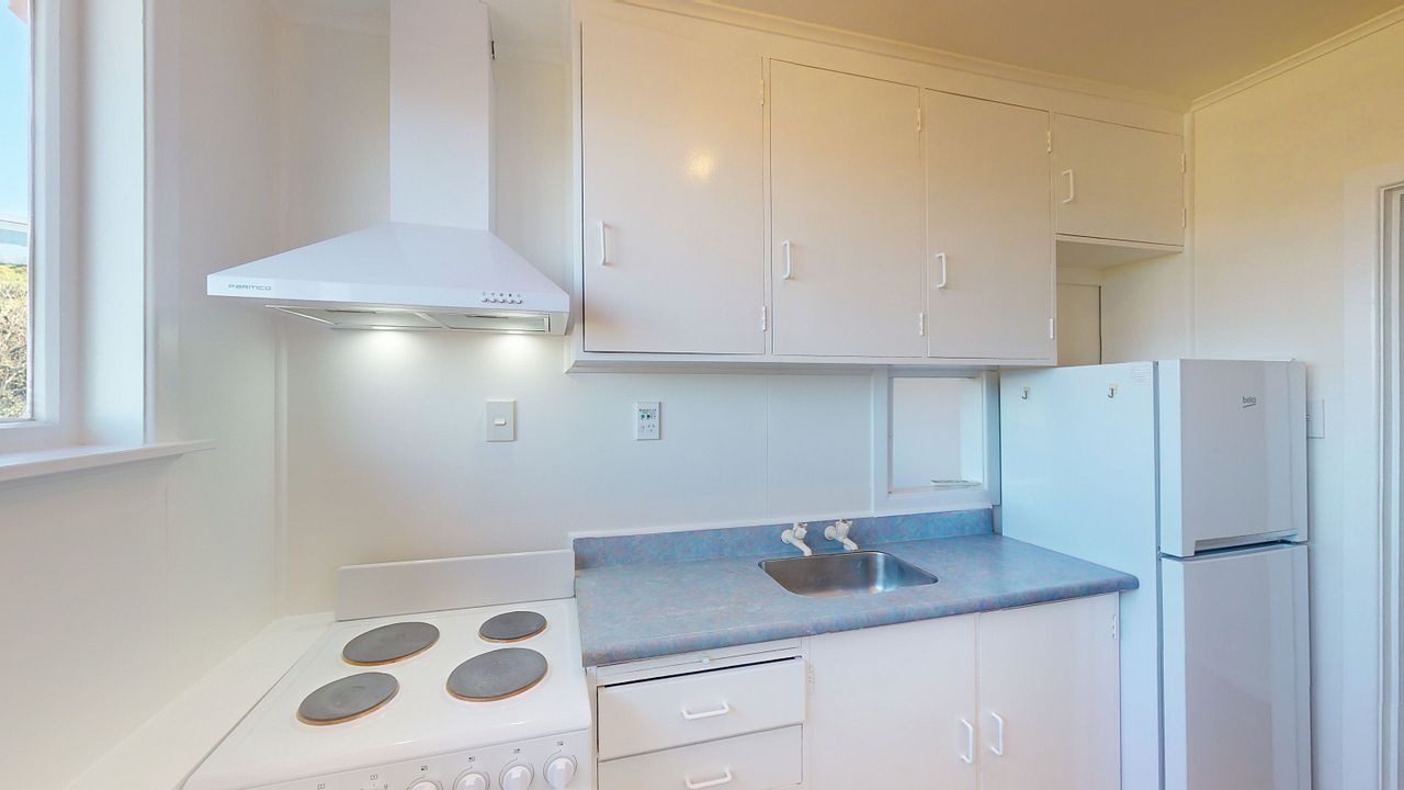 10B Mataroa Avenue, Northland, Wellington - Carousel 2
