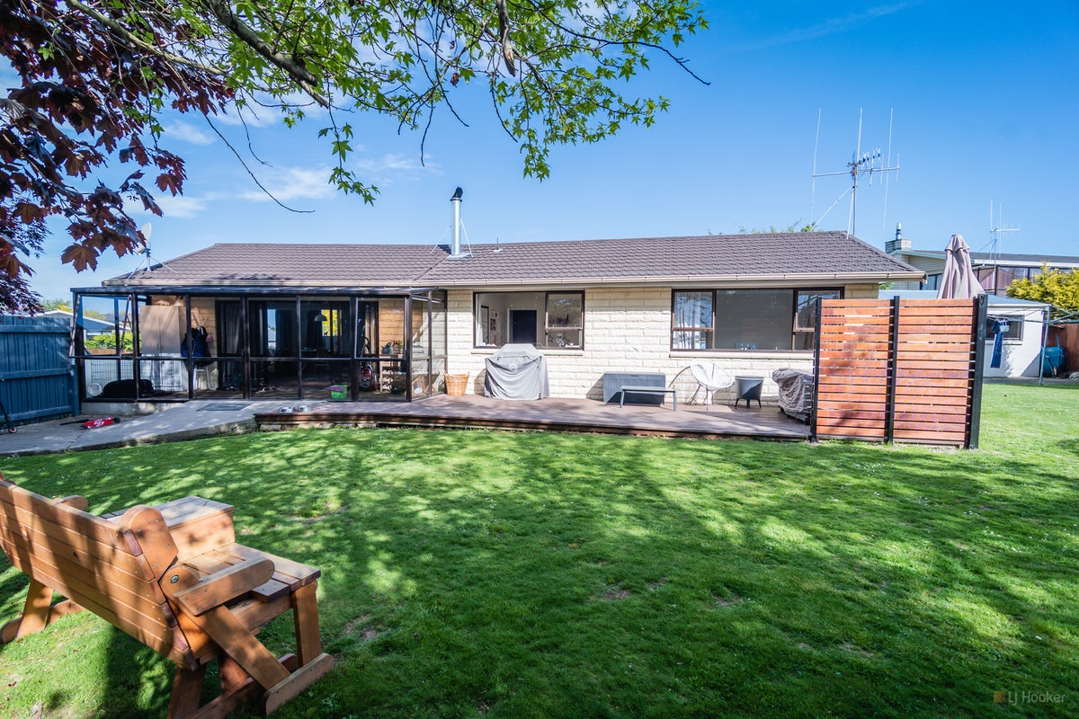 12 Sawdon Place, Gleniti, Timaru - Carousel 2