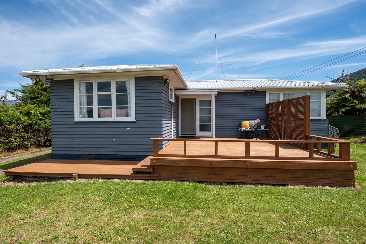 8 Tui Road, Western Heights, Rotorua - Carousel 1