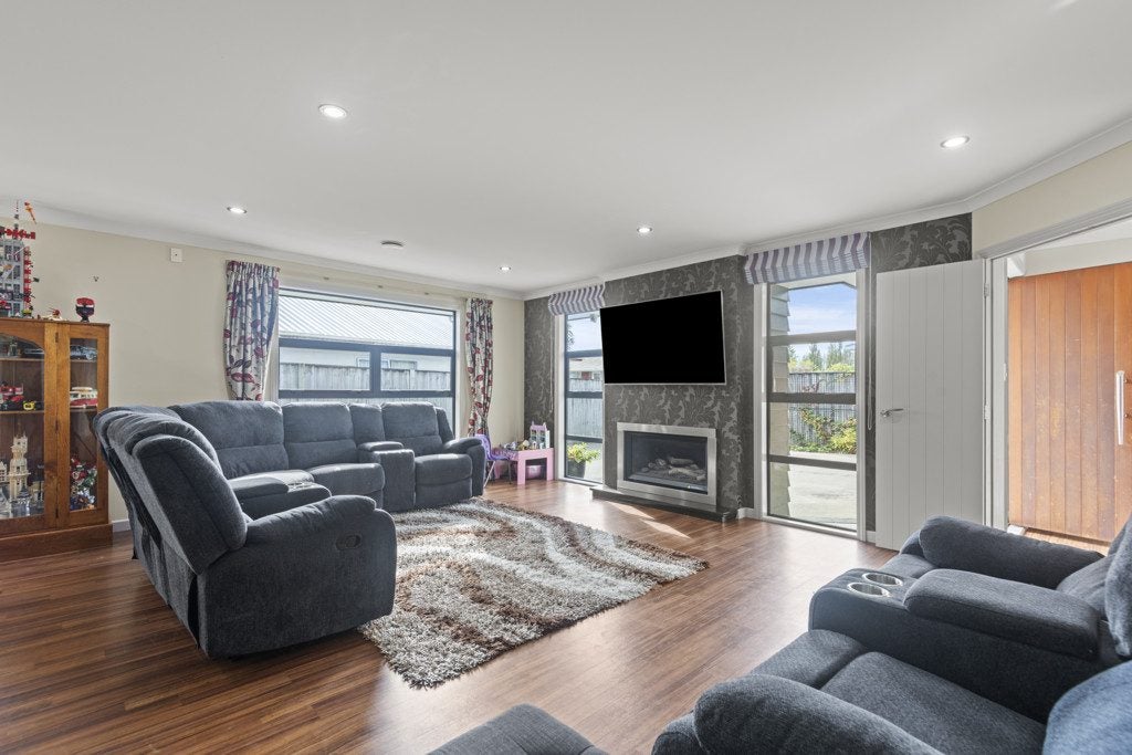2A Patea Place, Terrace End, Palmerston North - Carousel 2