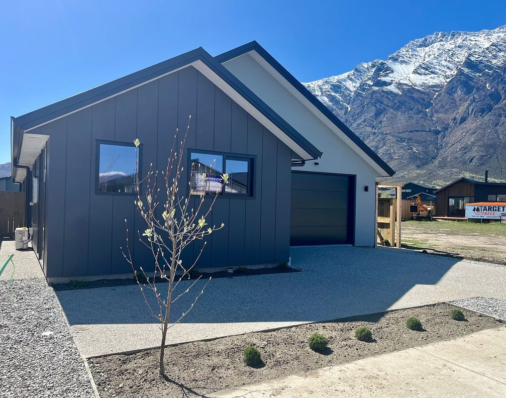 45 Woolshed Road, Jacks Point, Queenstown - Carousel 1