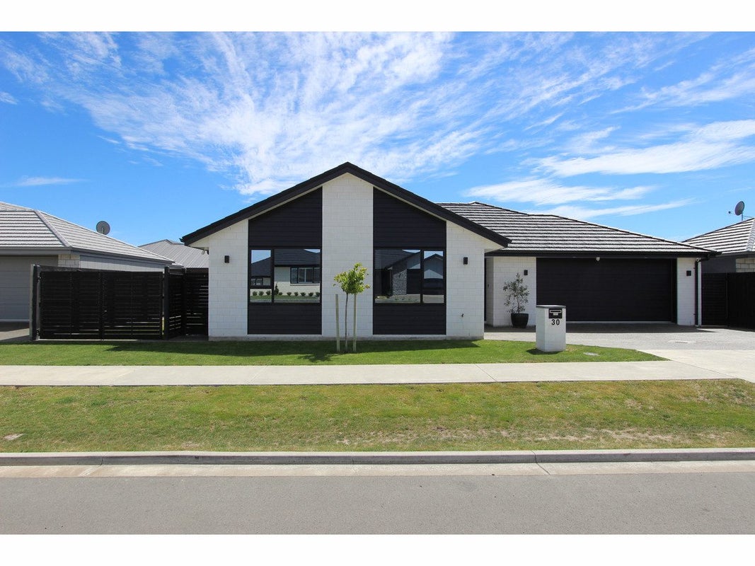 30 Catalina Crescent, Burleigh, Blenheim - Carousel 1