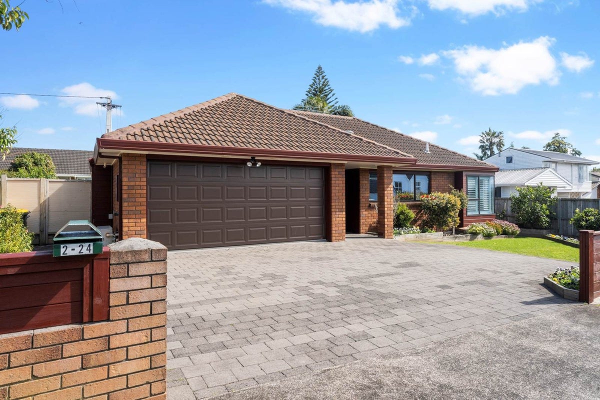 2/24 Woodbridge Lane, Milford, Auckland - Carousel 1