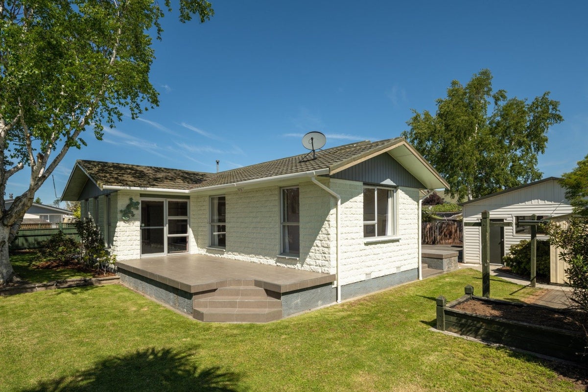 19A Newbourne Crescent, Redwoodtown, Blenheim - Carousel 2