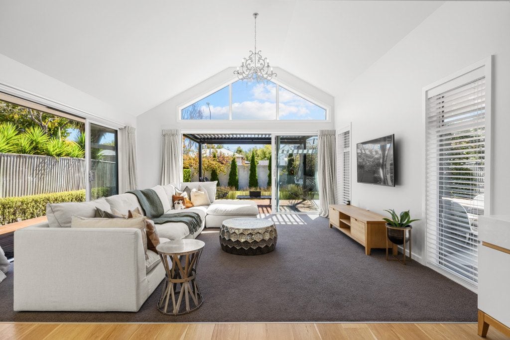 88 Westminster Street, St Albans, Christchurch - Carousel 2