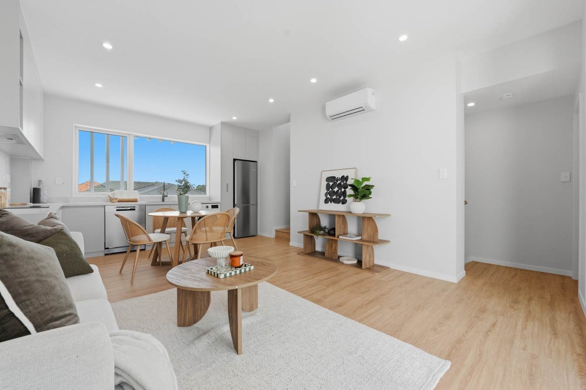186 Forrest Hill Road, Forrest Hill, Auckland - Carousel 2