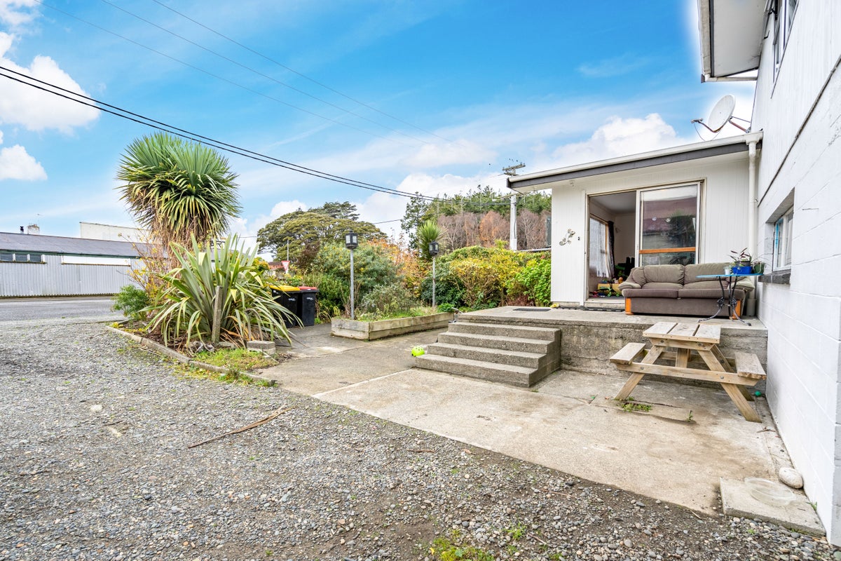 1 Ferry Road, Tuatapere, Tuatapere - Carousel 2