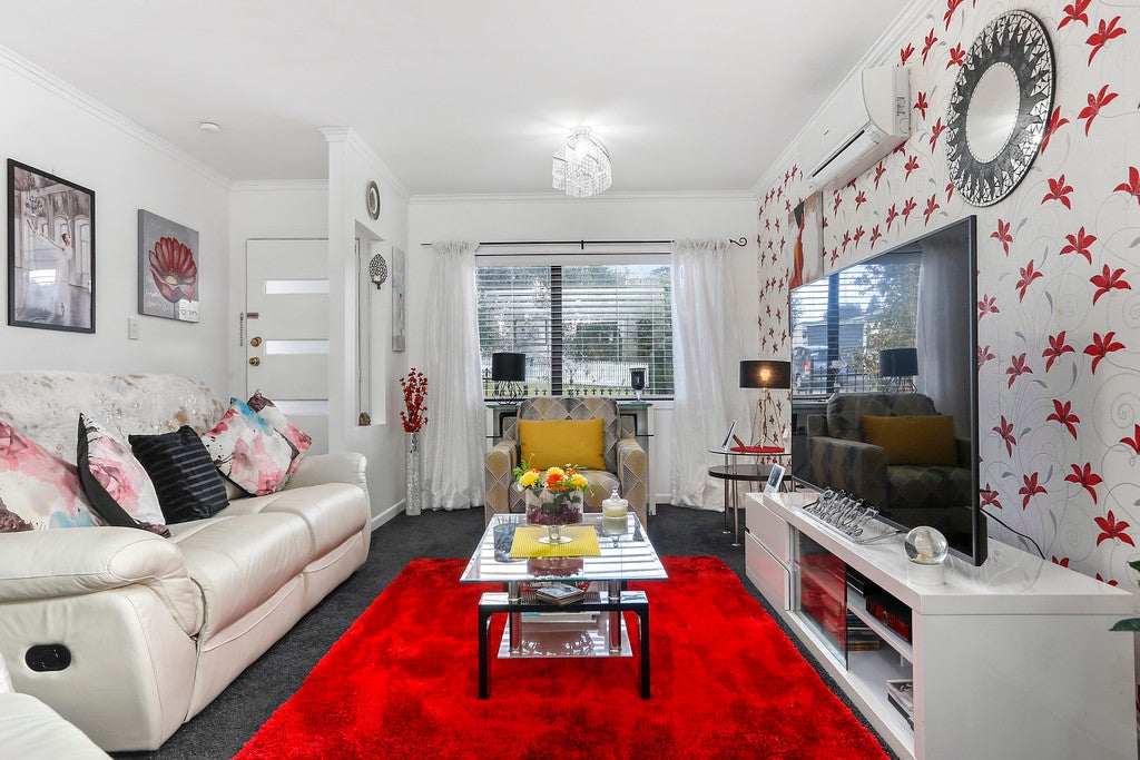 2 Harrybrook Road, Green Bay, Auckland - Carousel 2