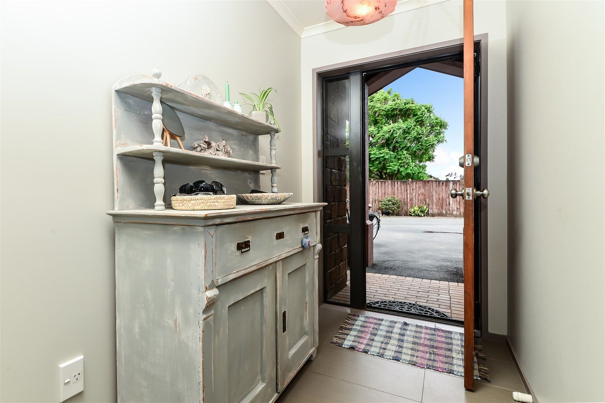 37 Farringdon Avenue, Rototuna North, Hamilton - Carousel 2