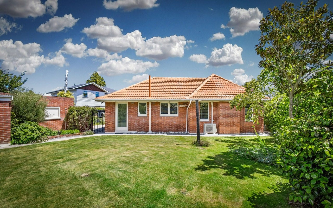 2/188 Clyde Road, Burnside, Christchurch - Carousel 2