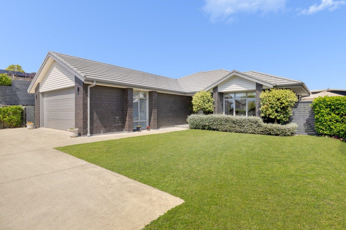 2 Bernies Way, Ohauiti, Tauranga - Carousel 1