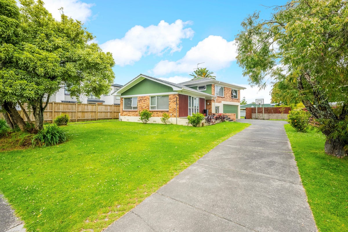 56 Omana Road, Papatoetoe, Auckland - Carousel 7
