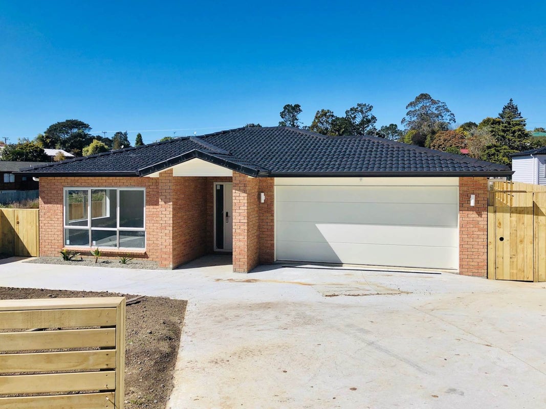 6 Han Court, Glen Eden, Auckland - Carousel 1