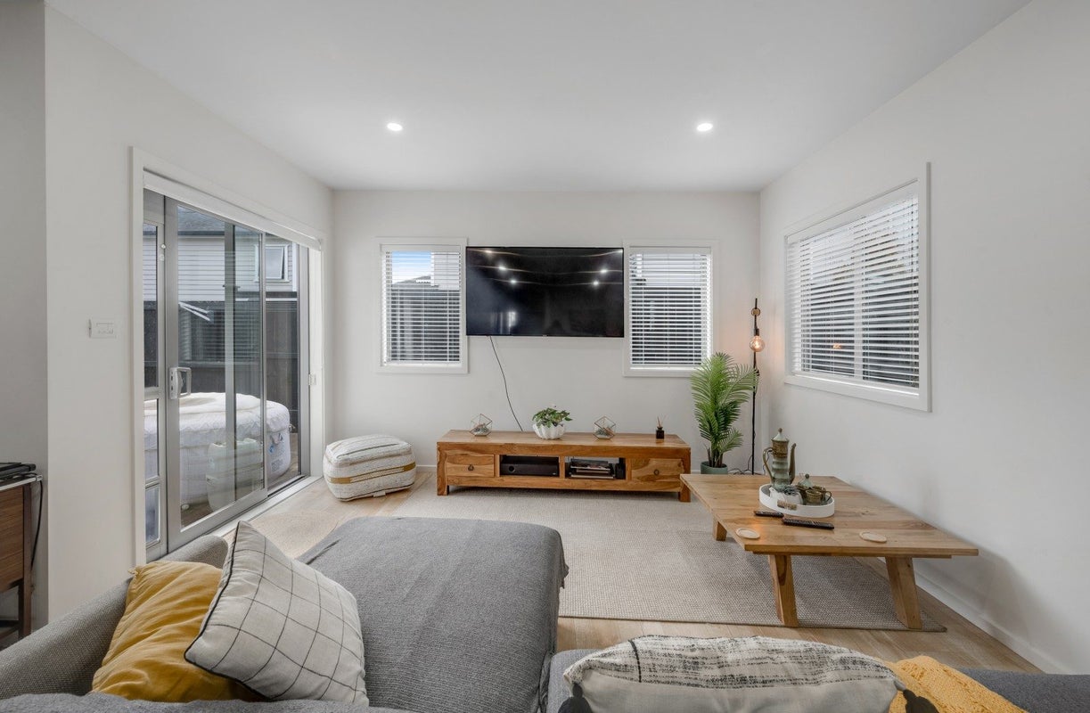 49C Elliot Street, Howick, Auckland - Carousel 2