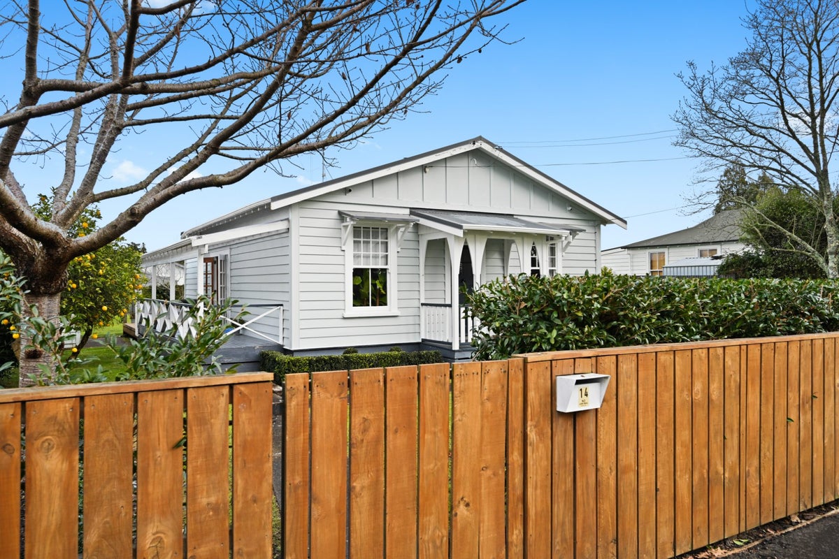 14 Pukeko Street, Frankton, Hamilton - Carousel 1