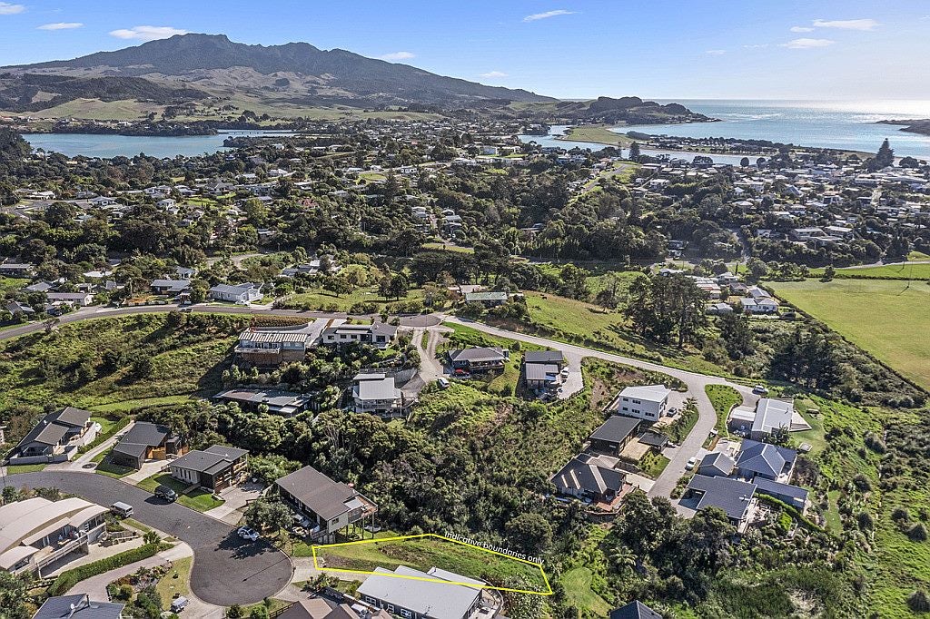 25 Seabreeze Way, Raglan - Carousel 1