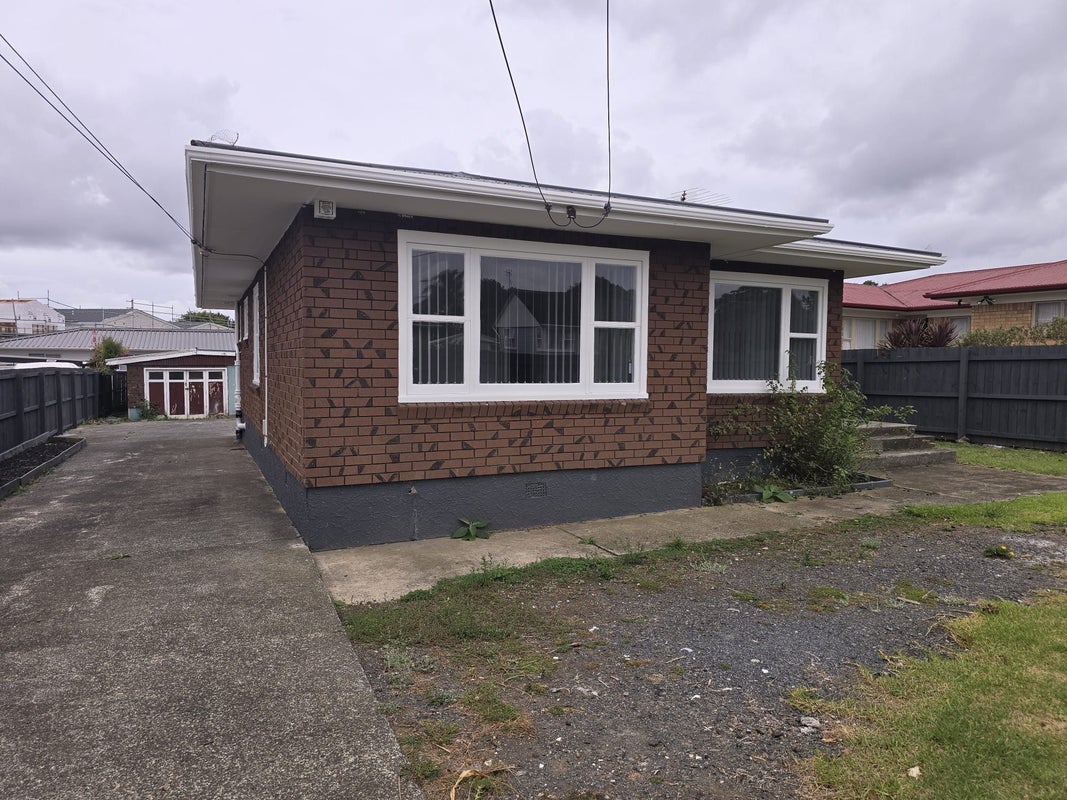 6 Grebe Street, Manurewa, Auckland - Carousel 2