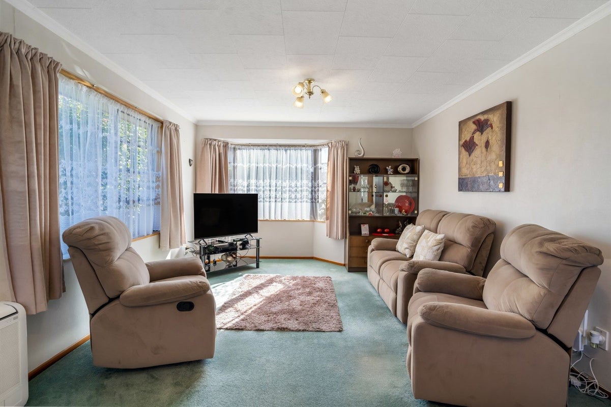 16C Clyde Street, Winton, Southland, Southland - Carousel 2