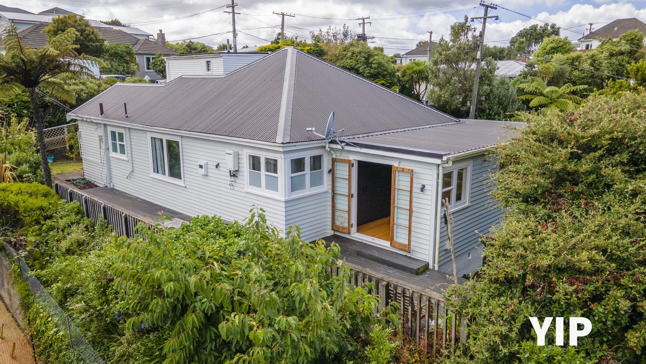 94 Woodland Road, Johnsonville, Wellington - Carousel 1