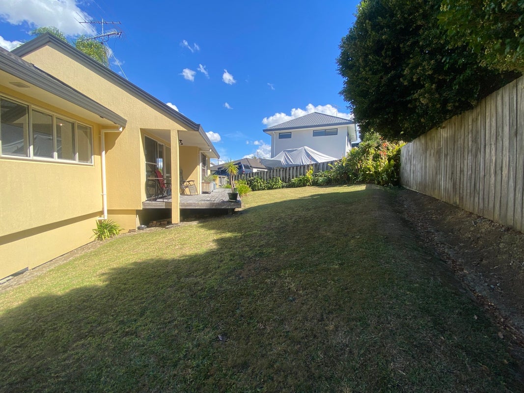 7 Ellenbury Place, Stanmore Bay, Whangaparaoa - Carousel 9