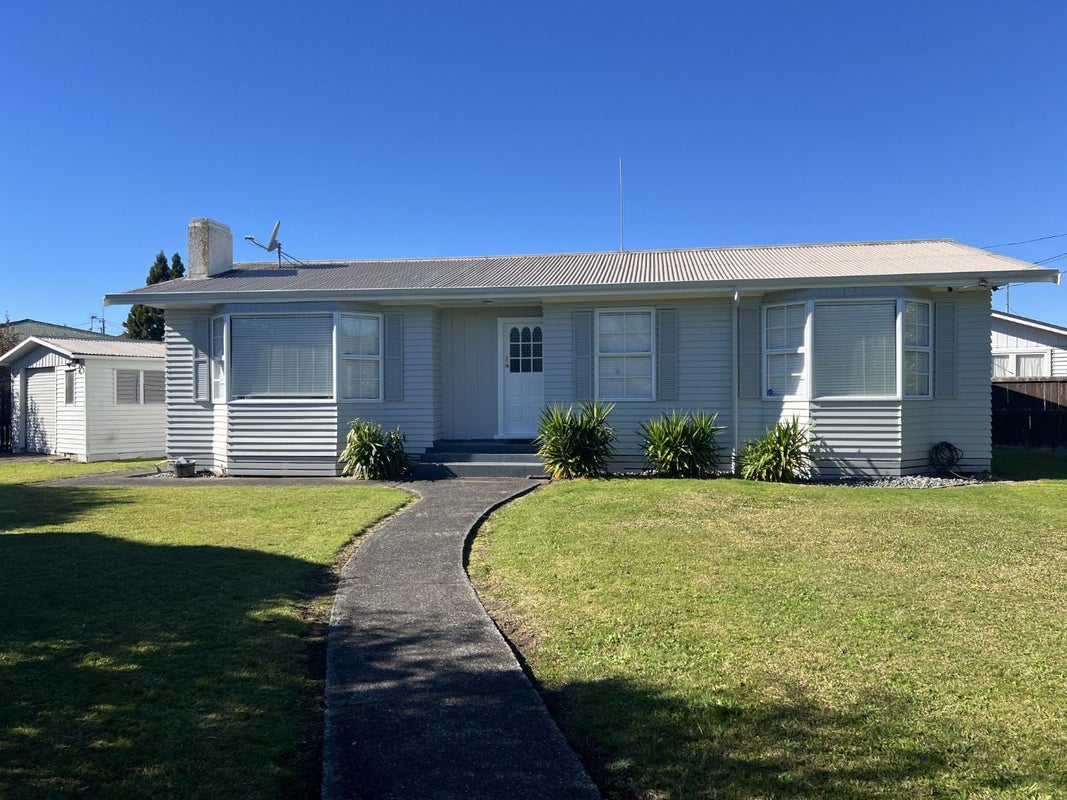 38 Priscilla Crescent, Melville, Hamilton - Carousel 2