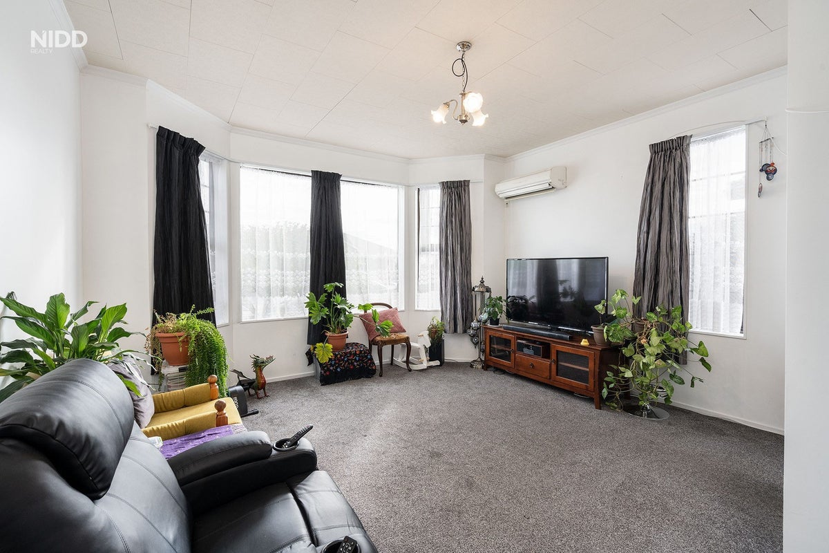 45 Richardson Street, Saint Kilda, Dunedin - Carousel 1