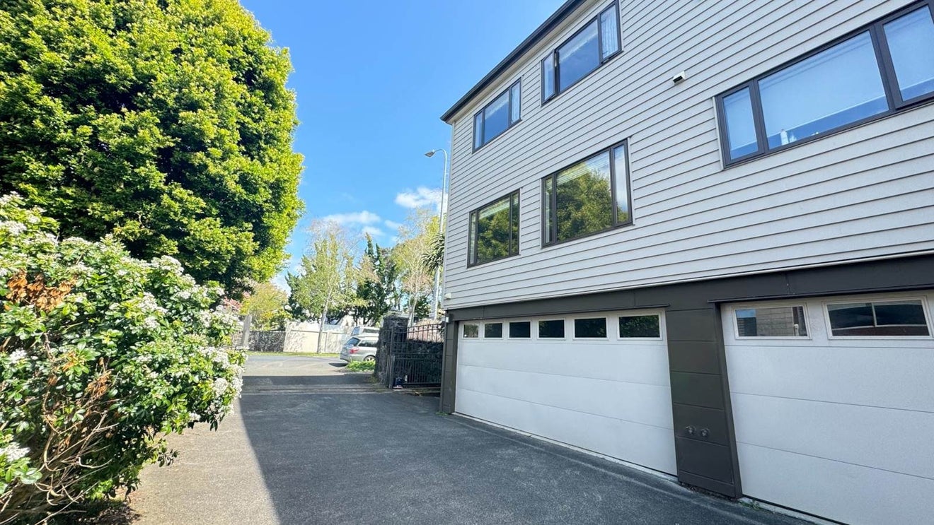 25A Alpers Avenue, Epsom, Auckland - Carousel 2