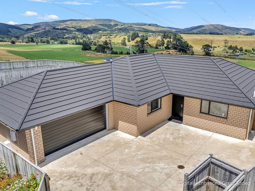 36 Varsity Heights, Fitzherbert, Palmerston North - Carousel 1