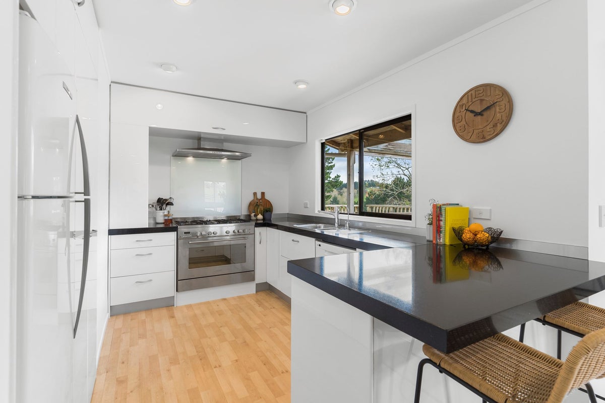 19A Percy Graham Drive, Tuakau - Carousel 2