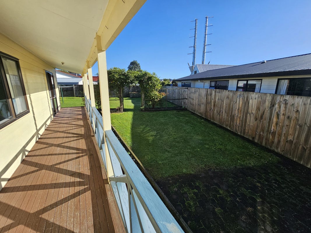 27 Radiata Street, Fairview Downs, Hamilton - Carousel 15