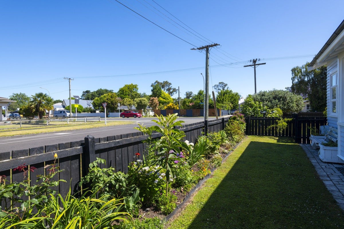2 Kennedy Street, Mangapapa, Gisborne - Carousel 45