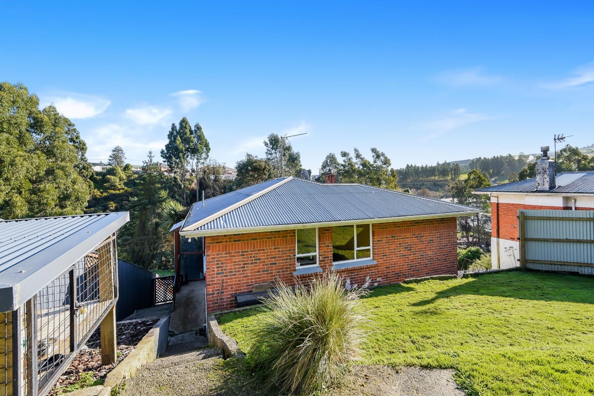 25 Winifred Street, Concord, Dunedin - Carousel 2