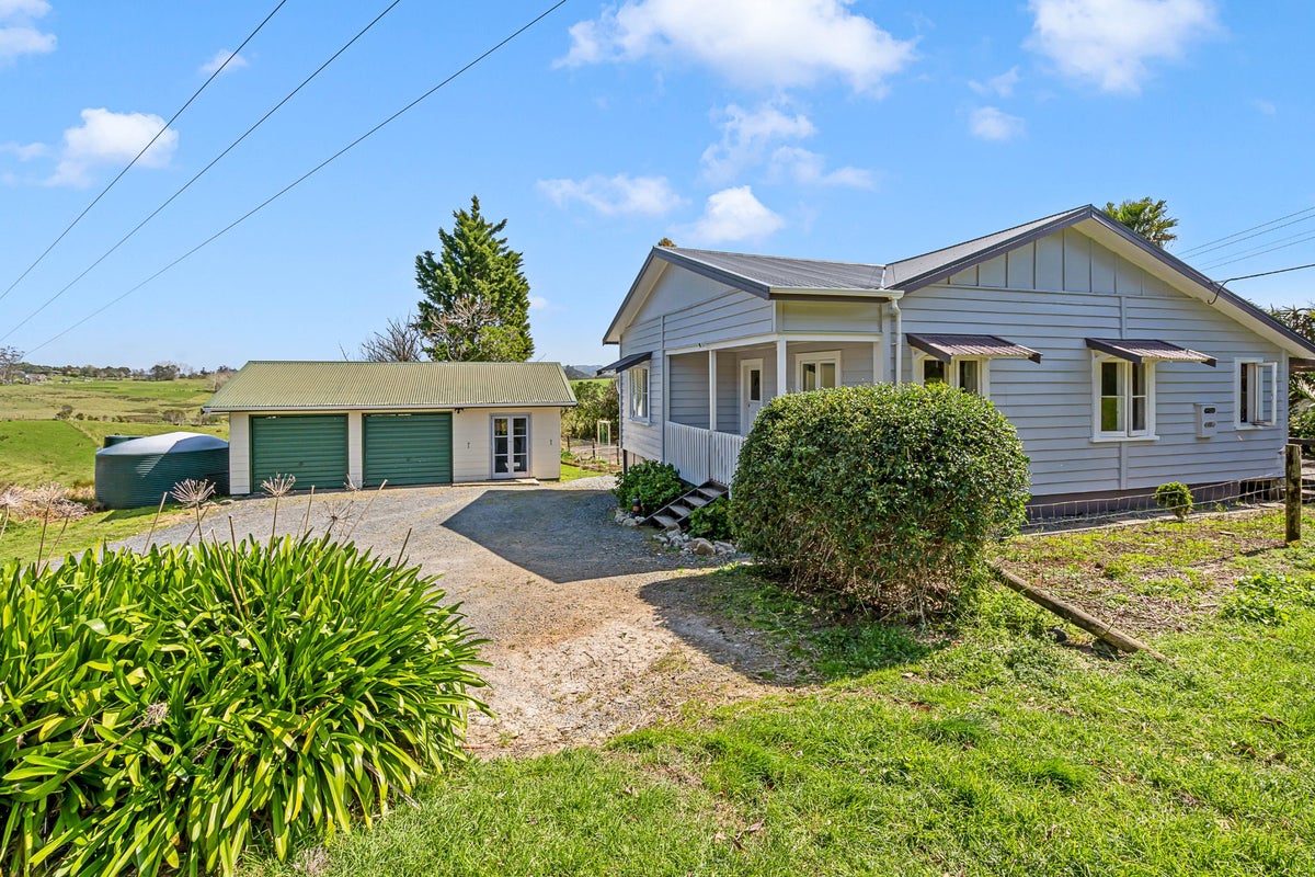 407 Pataua Road, PATAUA SOUTH, ONERAHI - Carousel 21