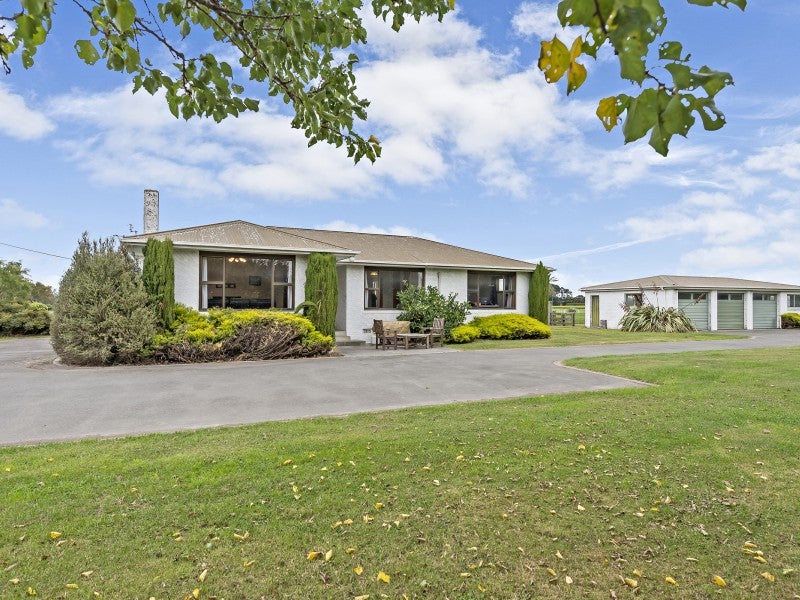 1058 Springs Road, Christchurch - Carousel 2