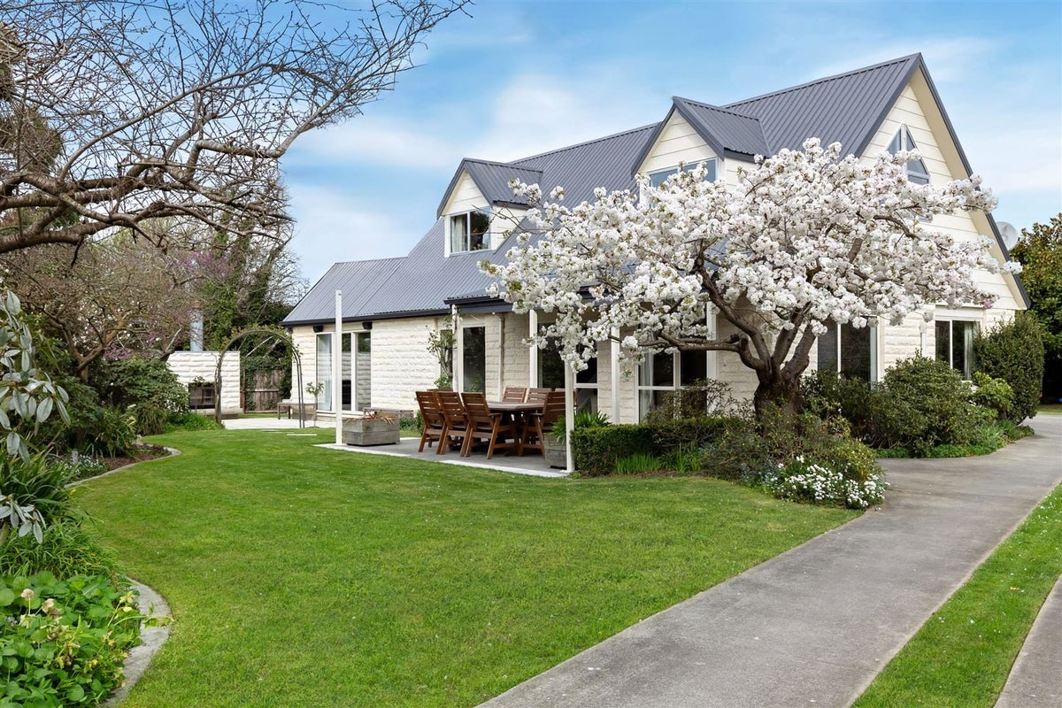 14 Ruddenklau Lane, Bishopdale, Christchurch - Carousel 1