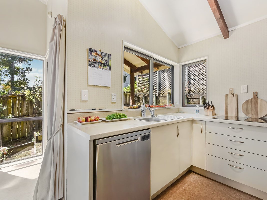 2/23 Montrose Drive, Atawhai, Nelson - Carousel 2