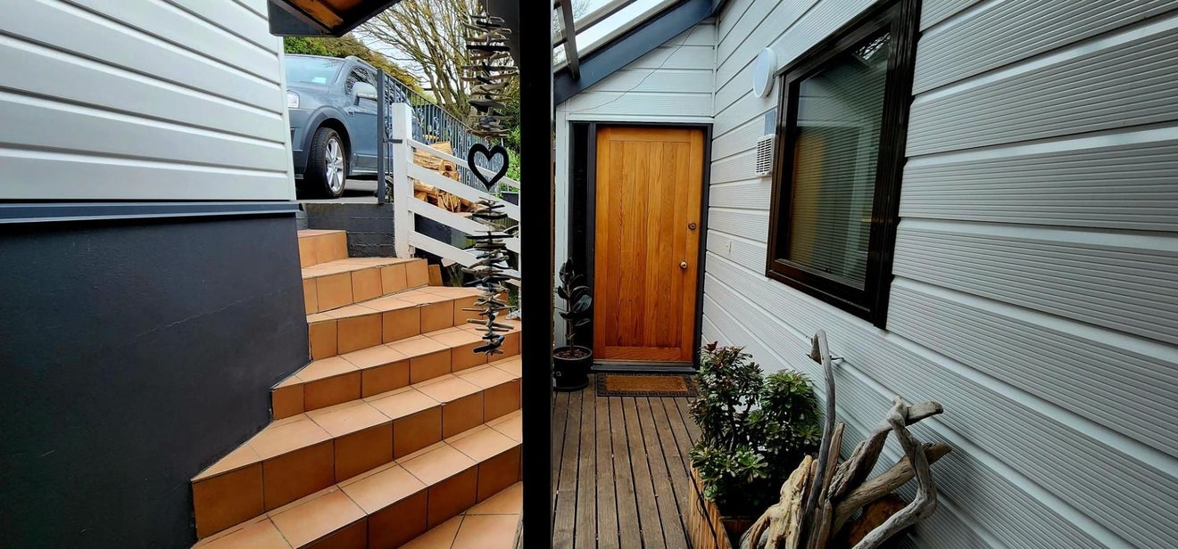 2/32 Aotea Terrace, Huntsbury, Christchurch - Carousel 2